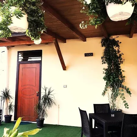 ベッド・アンド・ブレックファスト Miseno23 4*